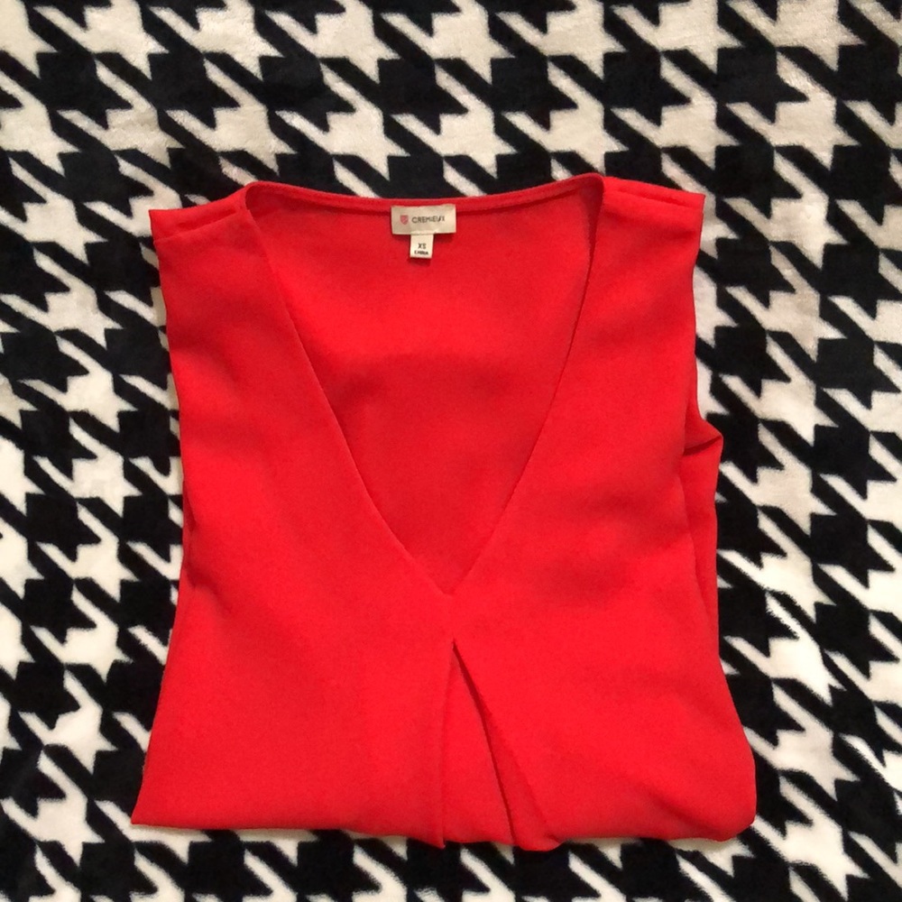 Ladies Red Top - Picture 9 of 9